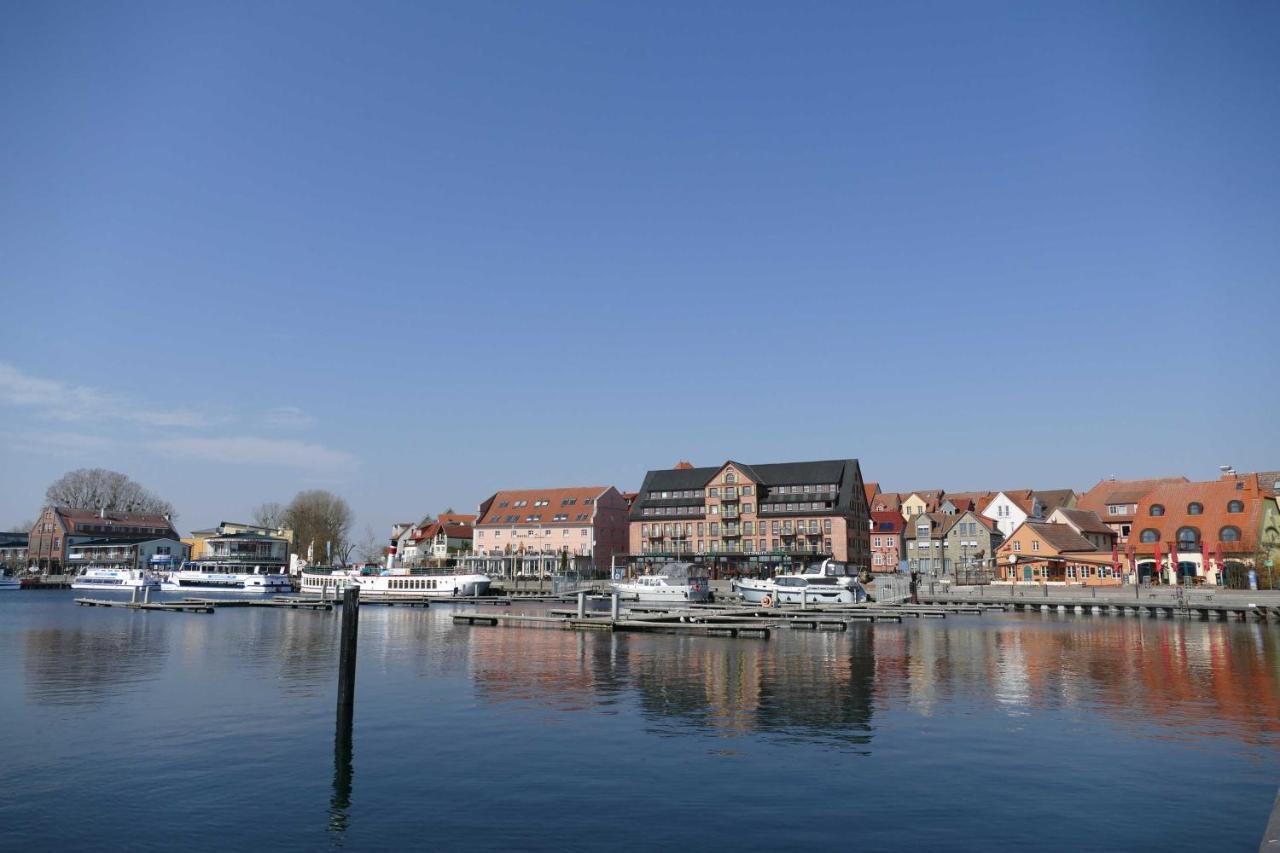 Ferienwohnung "Waren Am Hafen" Objekt-Id 11992-8 Waren (Mueritz) Exterior foto