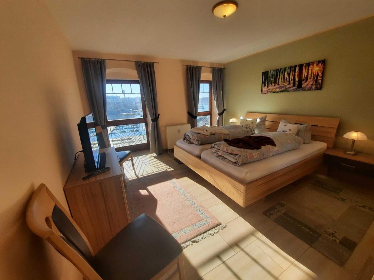 Ferienwohnung "Waren Am Hafen" Objekt-Id 11992-8 Waren (Mueritz) Exterior foto